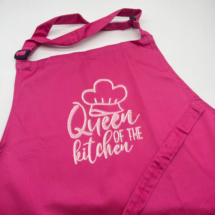 Adults queen of the kitchen slogan apron