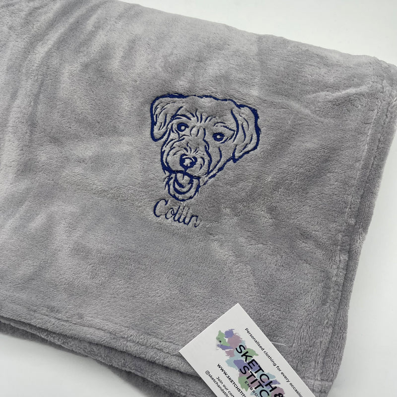 Personalised pet photo outline blanket
