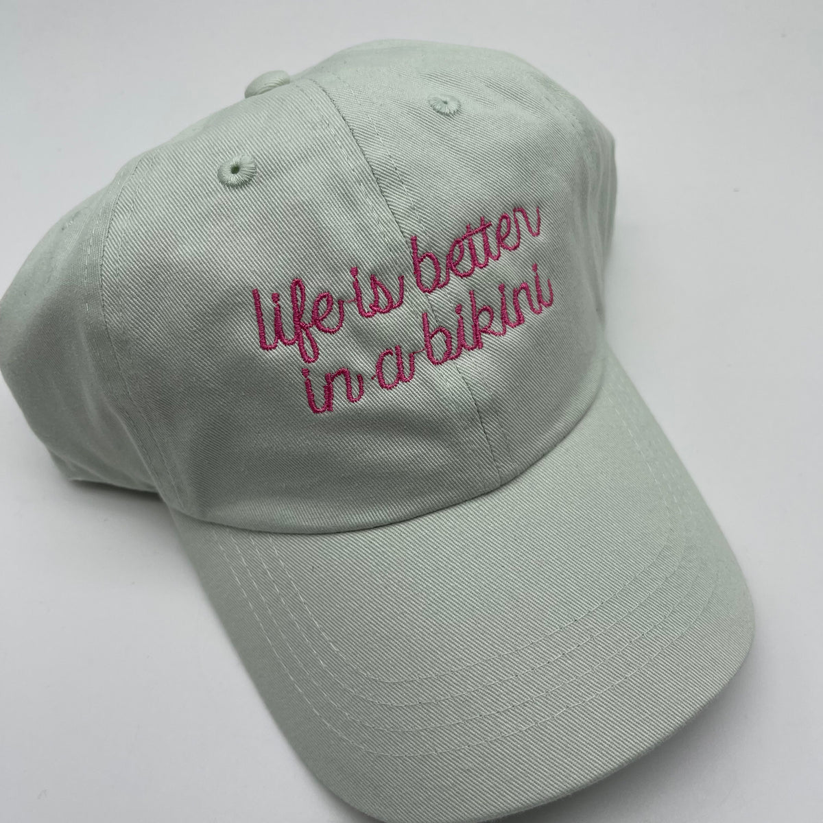 Cap sample bikini slogan